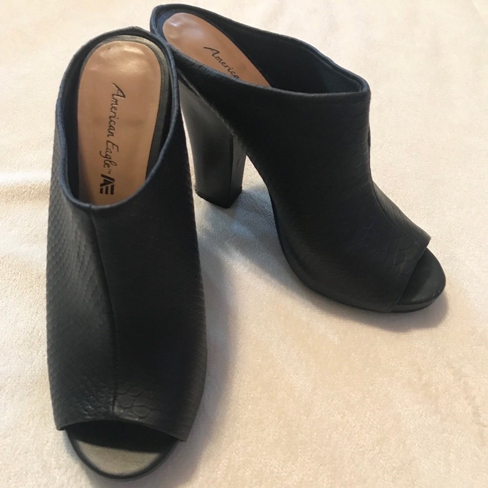 American Eagle Heel